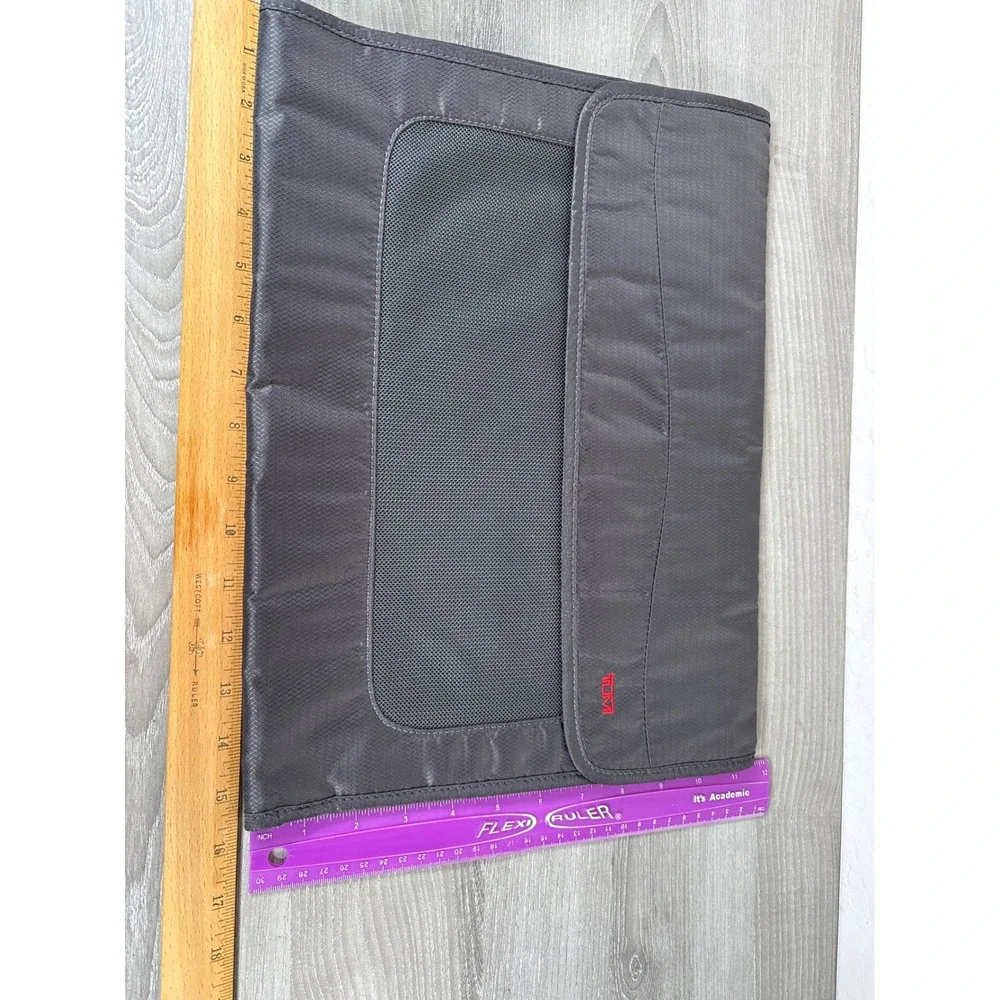 TUMI L and M Flat Folding Pack & Packing Cube Travel Accessory Set Grey 3 Piece